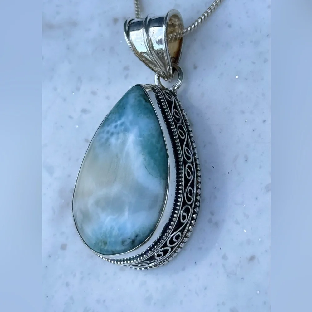 925 S/S Caribbean Blue Larimar Pendant - Picture 6 of 9